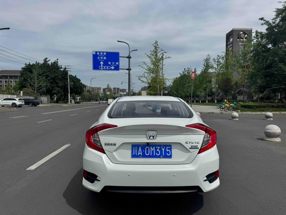 Honda Civic Модель 2019 года 180TURBO CVT Shangdong Edition Country VI – фото 5