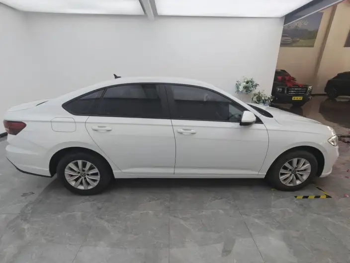 Volkswagen Lavida 2024 Model 1.5L Automatic Deyi Edition – фото 6
