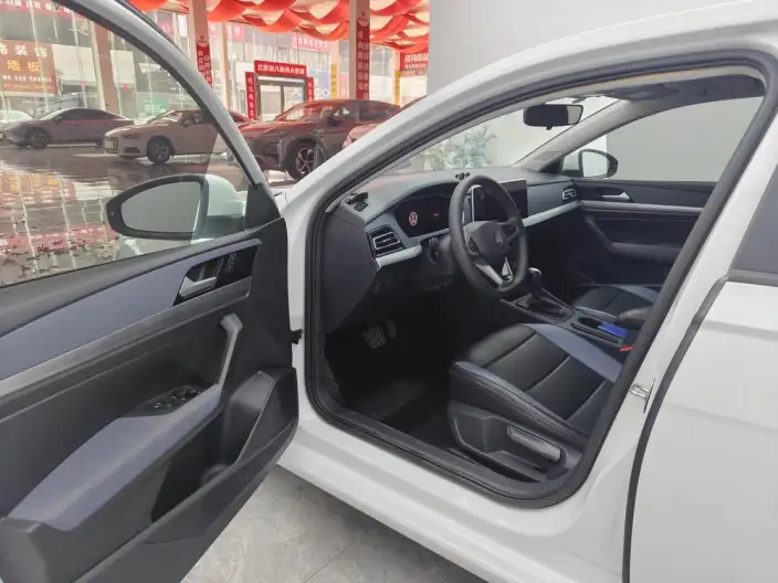 Volkswagen Lavida 2024 Model 1.5L Automatic Deyi Edition – фото 10