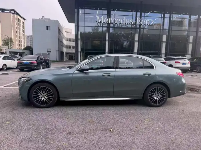 Mercedes-Benz C-Class 2026 Model C 260 L Sports sedan – фото 2