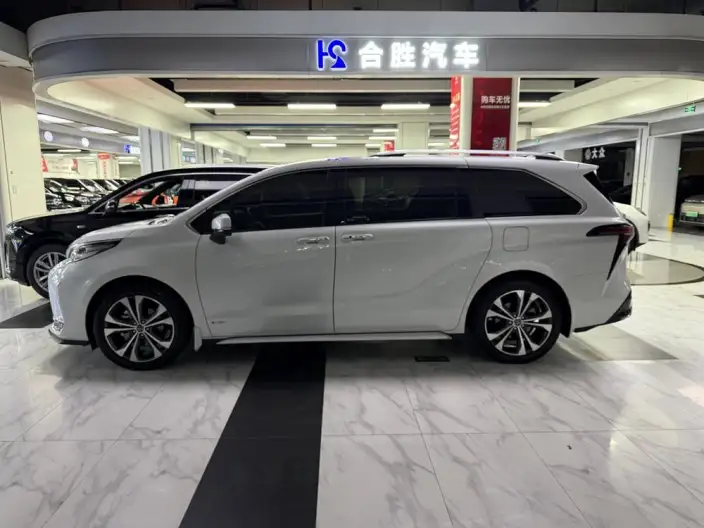 Granvia 2024 Model Intelligent Hybrid 2.5L 2WD Noble PLUS Edition – фото 4