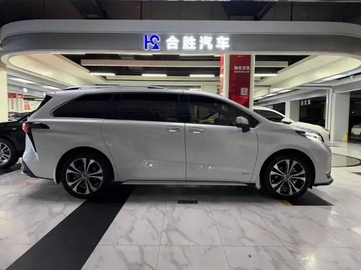 Granvia 2024 Model Intelligent Hybrid 2.5L 2WD Noble PLUS Edition – фото 7