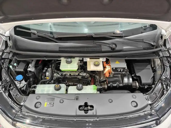 GAC Trumpchi E8 PHEV 2025 Model 2.0ATK 150km PRO+