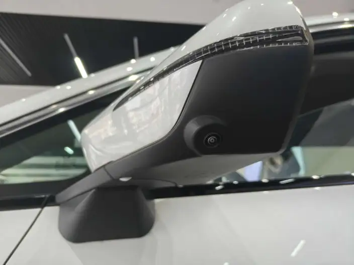 GAC Trumpchi E8 PHEV 2025 Model 2.0ATK 150km PRO+ – фото 6