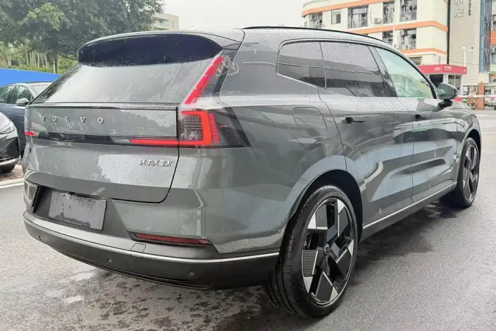 Volvo XC70 2026 Model 4WD Ultra-long Endurance Ultra – фото 7