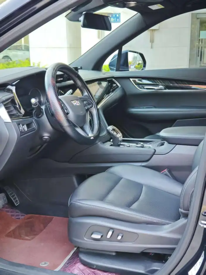 Cadillac XT6 2022 Model 2.0T VII seat 2WD Luxury Model – фото 7