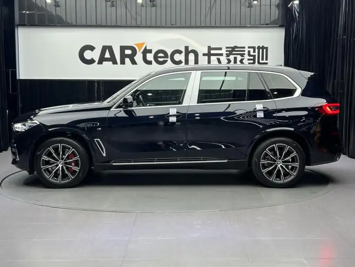 BMW X5 2022 Model xDrive 30Li Exclusive Model M Sports Set – фото 4