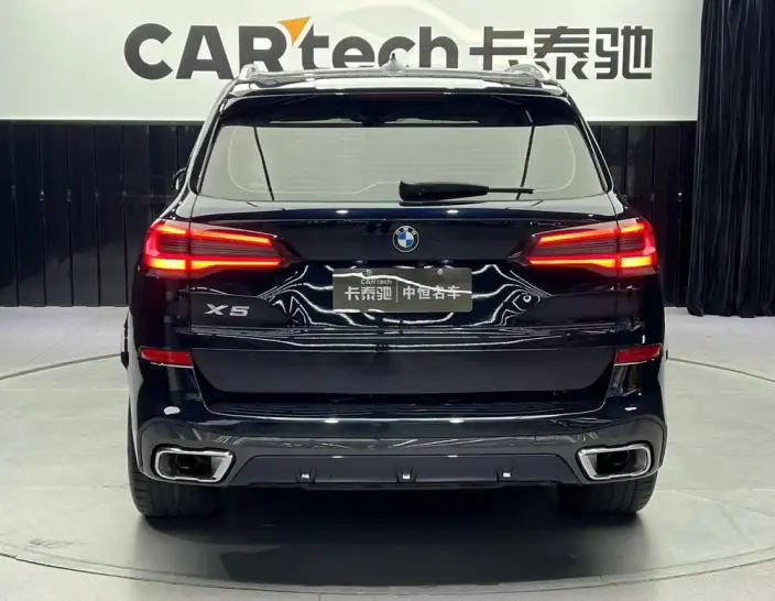 BMW X5 2022 Model xDrive 30Li Exclusive Model M Sports Set – фото 6