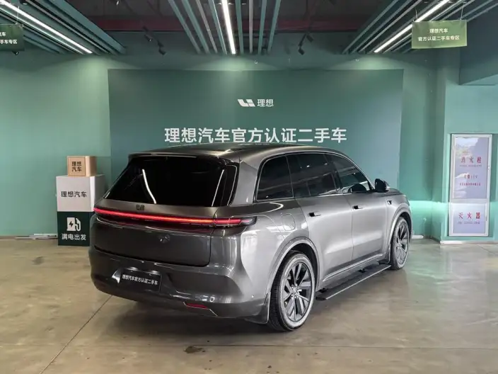 Li Auto L8 2023 Model Pro Edition