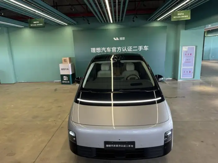 Li Auto MEGA 2024 Model Ultra Edition