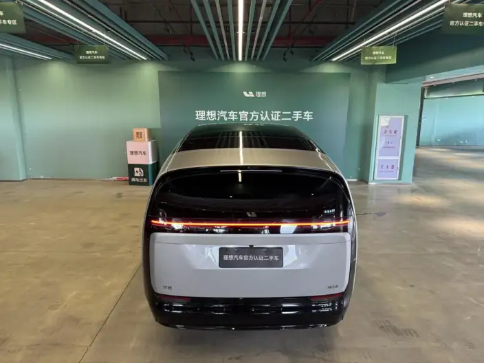Li Auto MEGA 2024 Model Ultra Edition