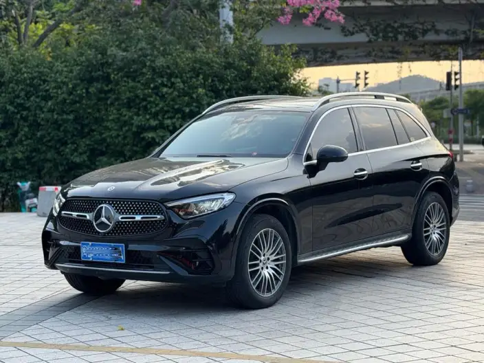Mercedes-Benz GLC 2025 Model Facelift GLC 300 L 4MATIC Dynamic Model 5 seat – фото 1
