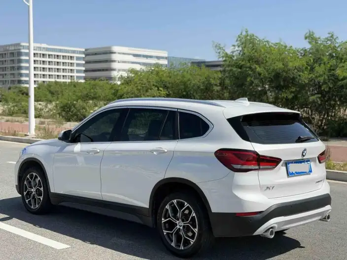 BMW X1 2022 Model sDrive25Li Leading Model – фото 4