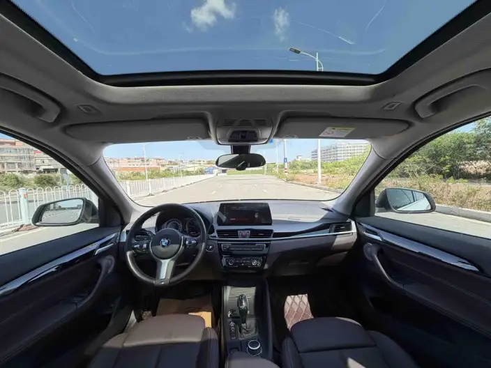 BMW X1 2022 Model sDrive25Li Leading Model – фото 9