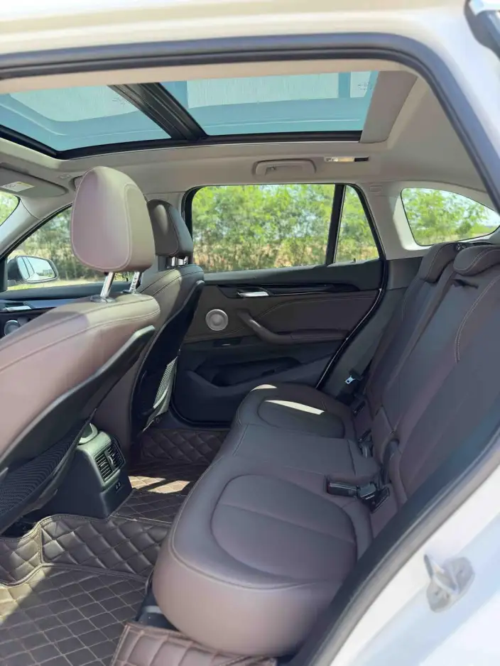 BMW X1 2022 Model sDrive25Li Leading Model – фото 10