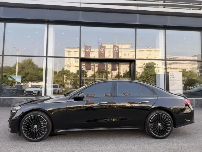 Mercedes-Benz E-Class Imported 2024 Model E 300 Luxury Model Sports Edition – фото 2