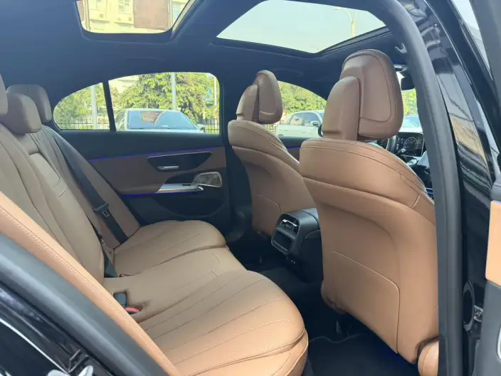 Mercedes-Benz E-Class Imported 2024 Model E 300 Luxury Model Sports Edition – фото 8