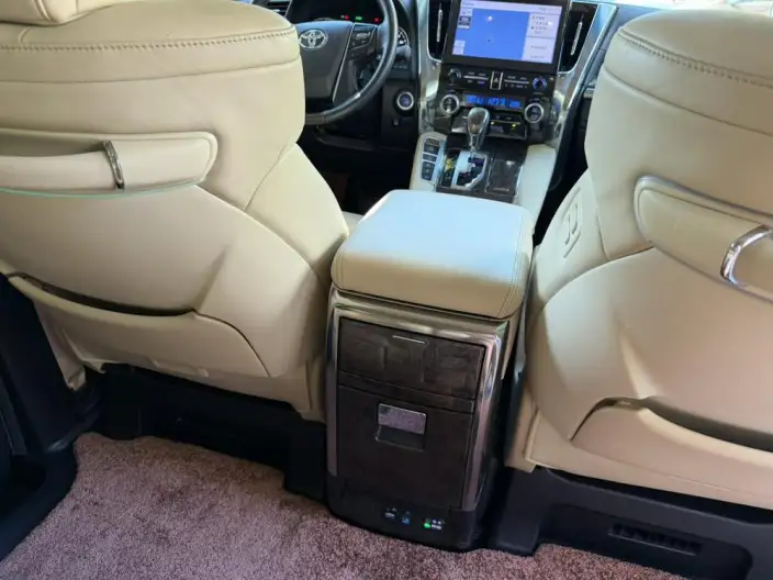 Vellfire 2021 Model Toyota Crown Hybrid 2.5L HV Premium Edition – фото 5