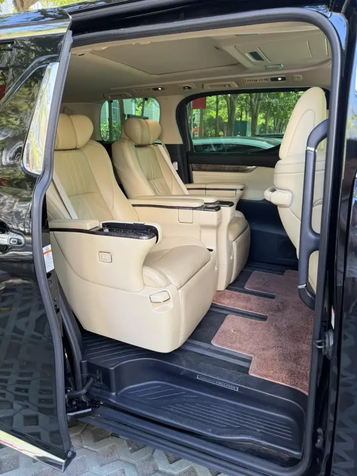Vellfire 2021 Model Toyota Crown Hybrid 2.5L HV Premium Edition – фото 6