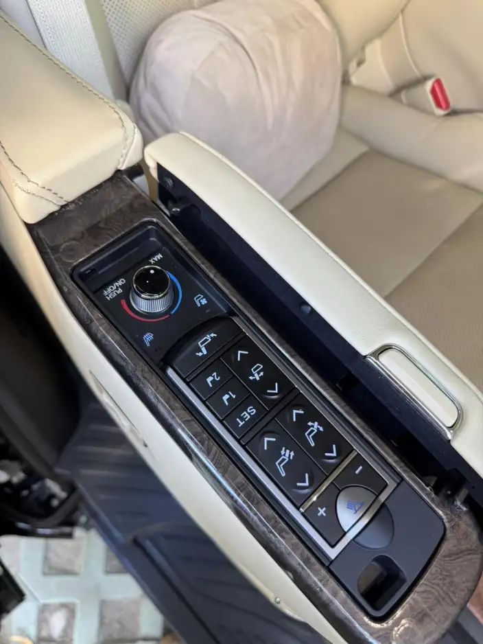 Vellfire 2021 Model Toyota Crown Hybrid 2.5L HV Premium Edition – фото 10