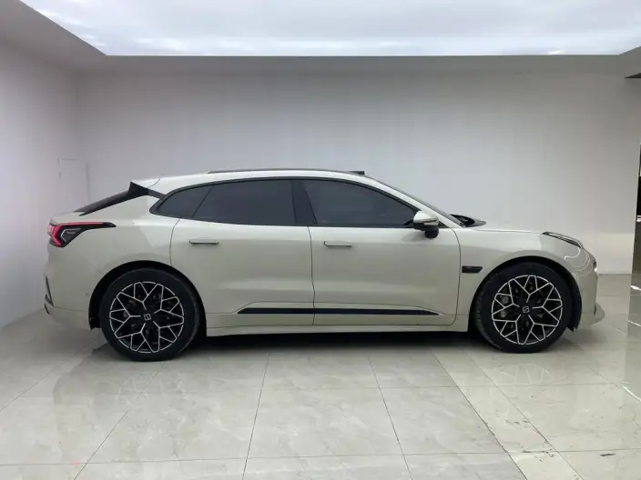 ZEEKR 001 2026 Model Max Edition 103kWh Rear Drive – фото 8