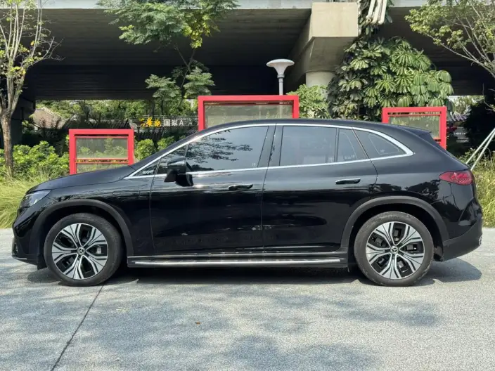 Mercedes-Benz EQE SUV 2024 Model EQE SUV 350 4MATIC Deluxe Edition – фото 4