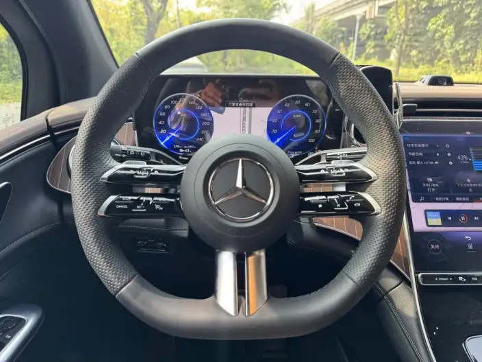 Mercedes-Benz EQE SUV 2024 Model EQE SUV 350 4MATIC Deluxe Edition – фото 9