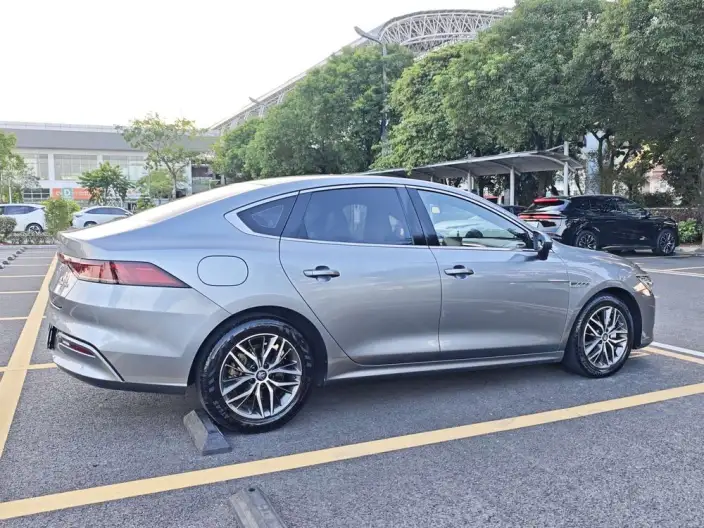 BYD Qin PLUS DM 2021 Model DM-i 55KM Flagship Model – фото 6
