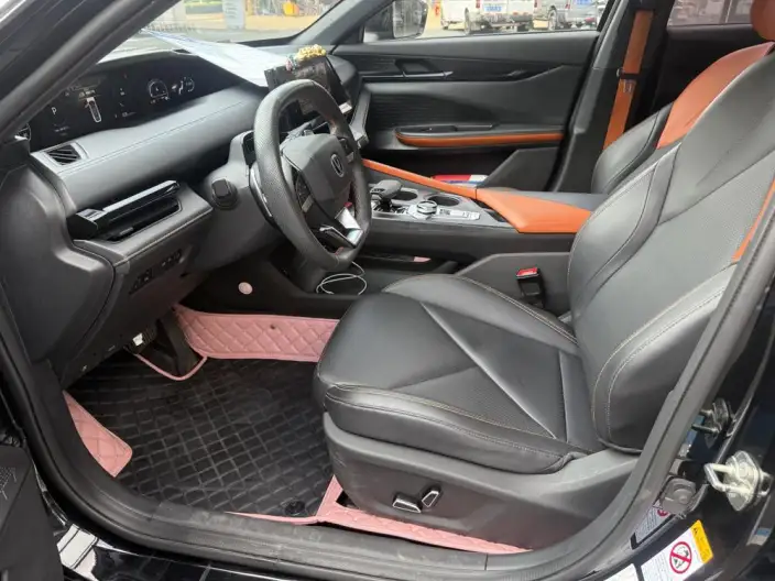 Changan UNI-V 2022 Model 1.5T Smart Pilot Model – фото 8