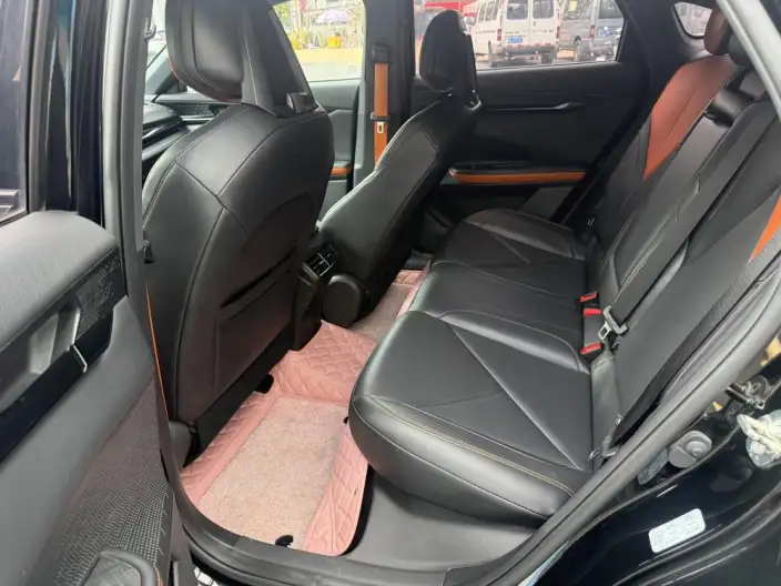 Changan UNI-V 2022 Model 1.5T Smart Pilot Model – фото 9