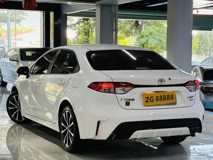 Toyota Levin 2022 Model 185T CVT Sports Edition – фото 4