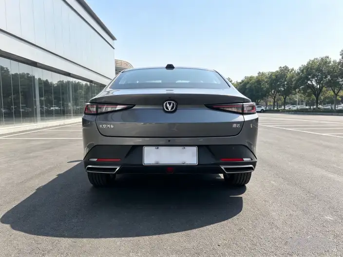Changan Yida 2023 Model 1.5T GDI Automatic Changxiang Edition – фото 5