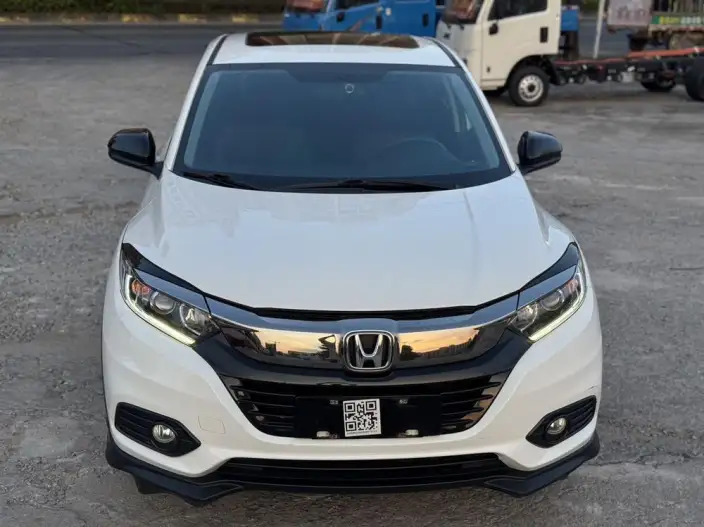 Honda Vezel 2022 Model 1.5L CVT Elite Smart Edition – фото 2