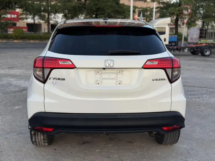 Honda Vezel 2022 Model 1.5L CVT Elite Smart Edition – фото 6