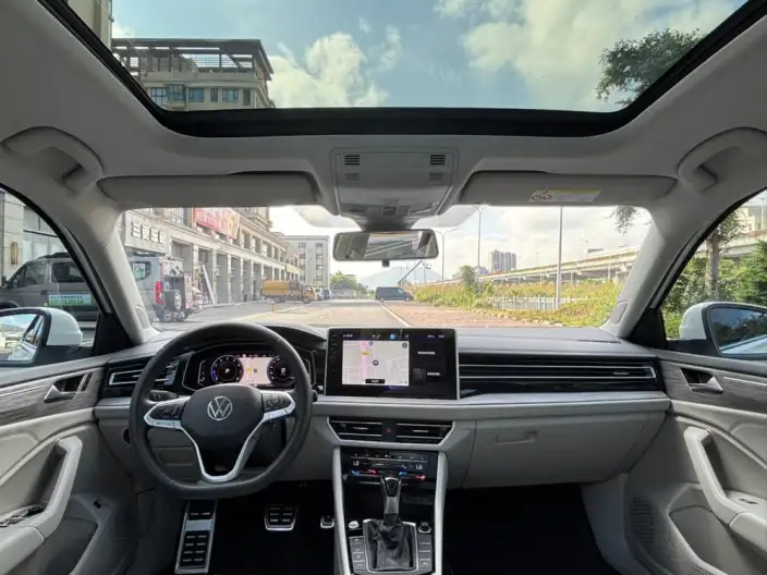 Volkswagen Sagitar 2023 Model 300TSI DSG Beyond Edition – фото 7