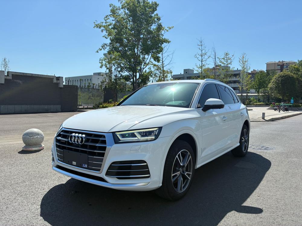 Audi Q5L Модель 2020 года 40 TFSI Rong Xiang Dynamic – фото 1