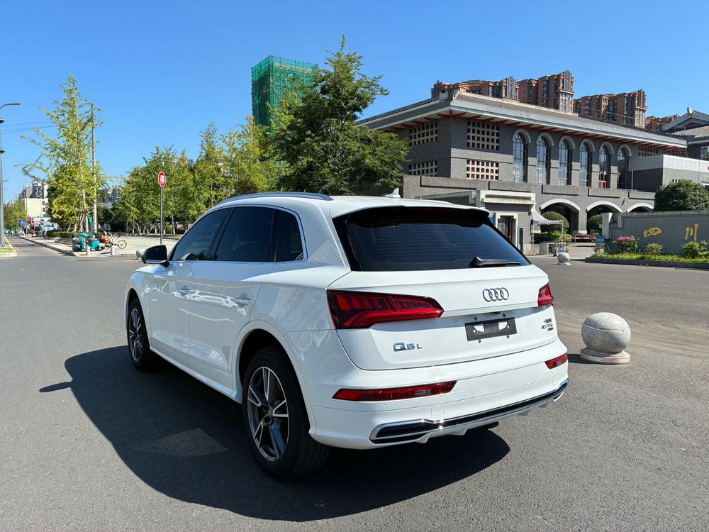 Audi Q5L Модель 2020 года 40 TFSI Rong Xiang Dynamic – фото 4