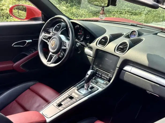 Porsche 718 2022 Model Boxster 2.0T – фото 9