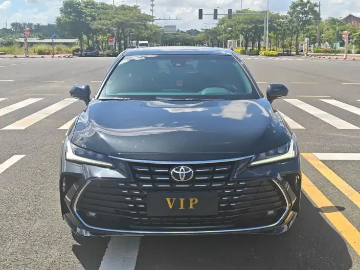 Toyota Avalon 2023 Model 2.0L CVT Deluxe Edition – фото 2