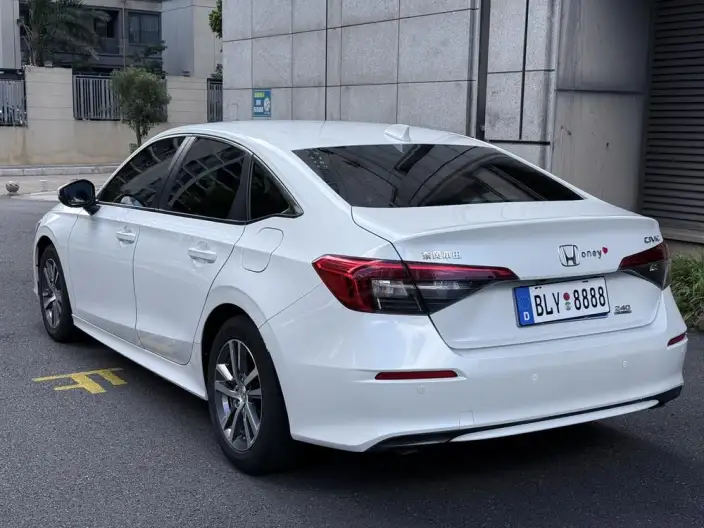 Honda Civic 2023 Model 240TURBO CVT Momentum Edition – фото 4