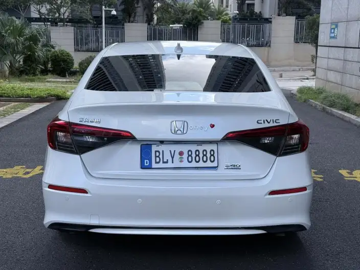 Honda Civic 2023 Model 240TURBO CVT Momentum Edition – фото 5