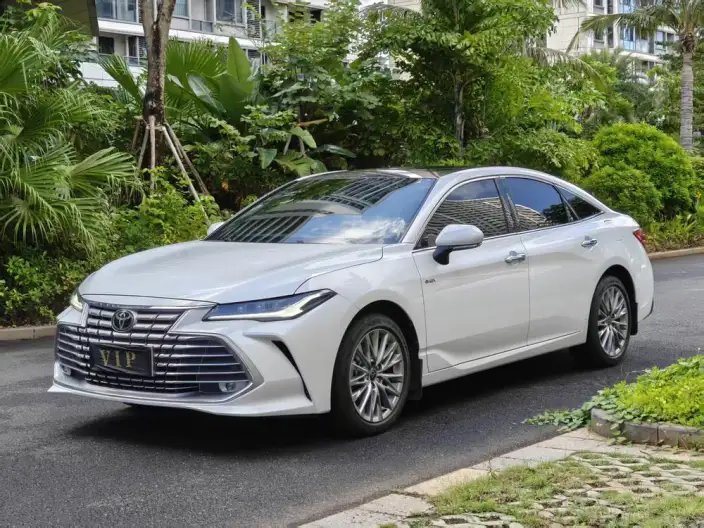 Toyota Avalon 2024 Model Intelligent Hybrid 2.0L E-CVT Deluxe Edition – фото 1