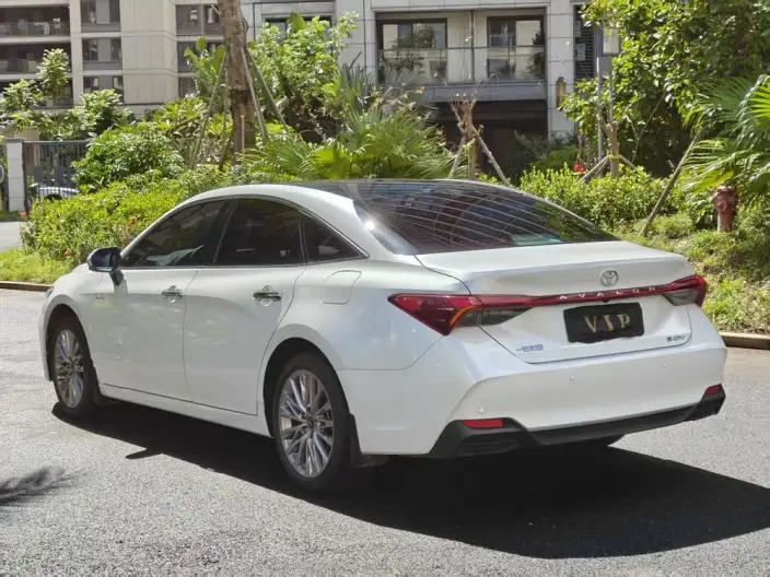 Toyota Avalon 2024 Model Intelligent Hybrid 2.0L E-CVT Deluxe Edition – фото 4