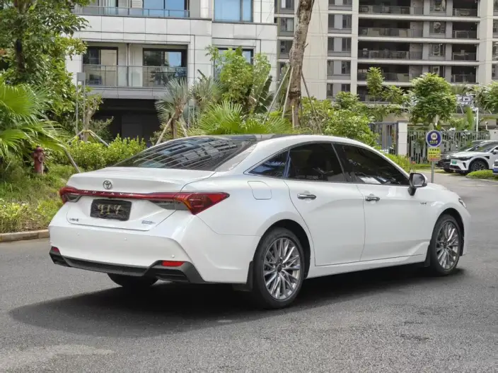 Toyota Avalon 2024 Model Intelligent Hybrid 2.0L E-CVT Deluxe Edition – фото 6