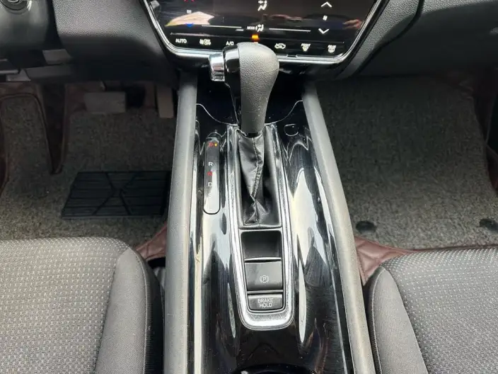 Honda Vezel 2020 Model 220 TURBO CVT Elite Edition – фото 10