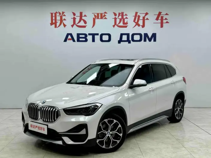 BMW X1 2022 Model sDrive20Li Fashion Model – фото 1