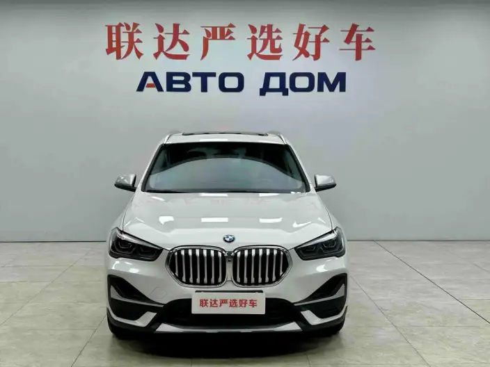 BMW X1 2022 Model sDrive20Li Fashion Model – фото 2