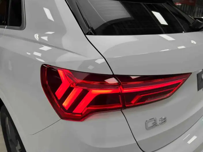 AUDI Q3 2022 Model 35 TFSI Fashion Dynamic Model – фото 9