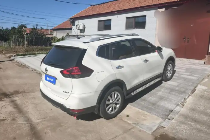 Nissan X-Trail 2022 Model 2.0L 2WD Smart Connect Premium