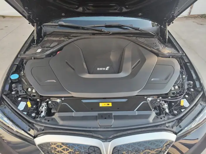 BMW i3 2026 Model Facelift eDrive35L – фото 6